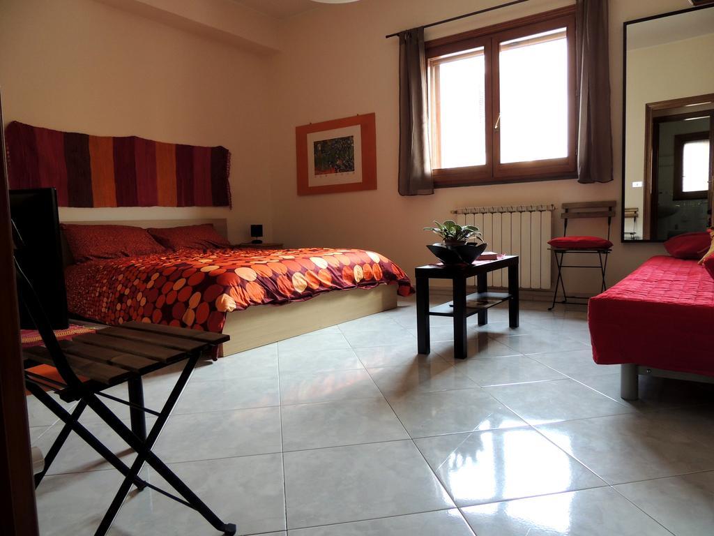 זפראנה אטניאה B&B Il Rosso E Il Nero מראה חיצוני תמונה