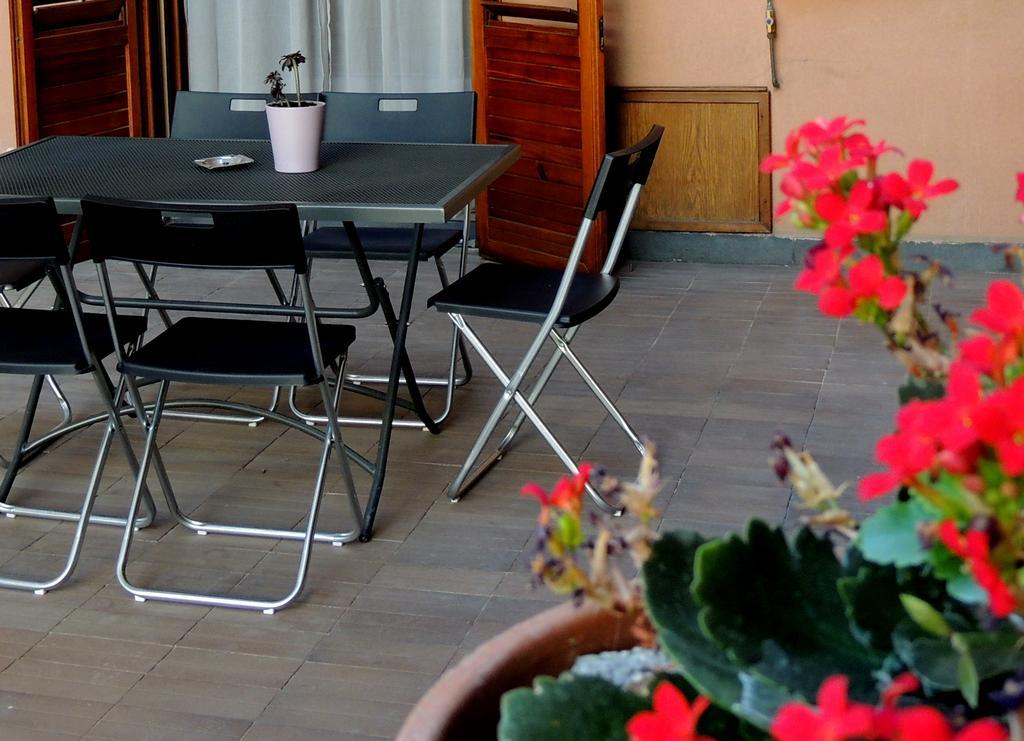 זפראנה אטניאה B&B Il Rosso E Il Nero מראה חיצוני תמונה