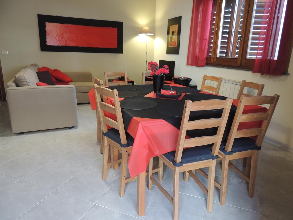 זפראנה אטניאה B&B Il Rosso E Il Nero מראה חיצוני תמונה